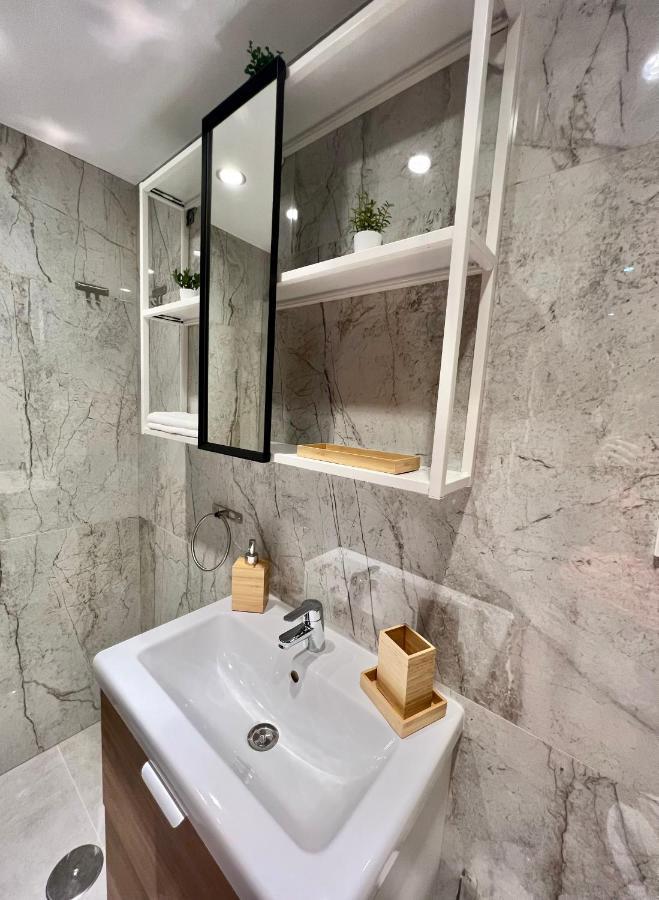 Apartamentos Prestige Suites Malaga I Екстериор снимка